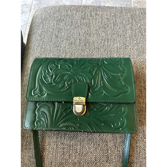 Patricia Nash Handbags - Patricia Nash Tooled Leather Crossbody Bag Forest Green Flap Lock